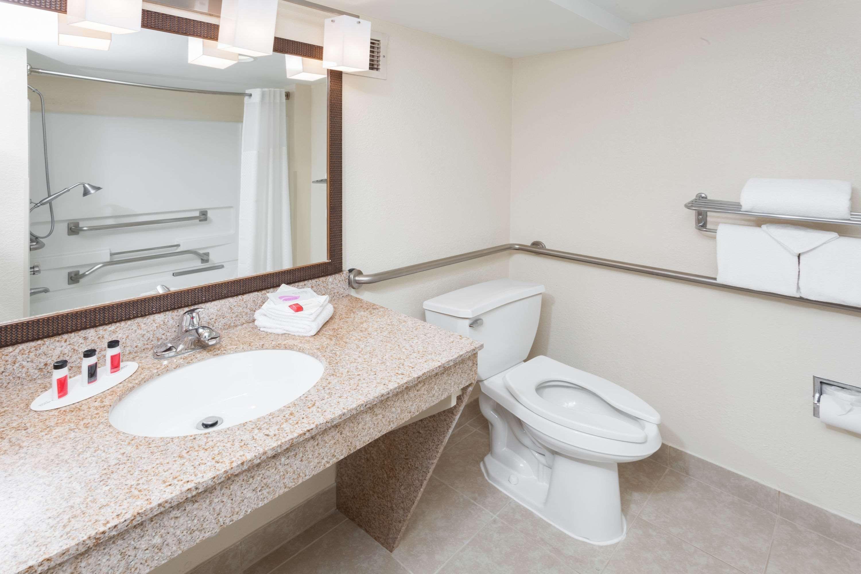 Best Western Fishers Indianapolis Area エクステリア 写真